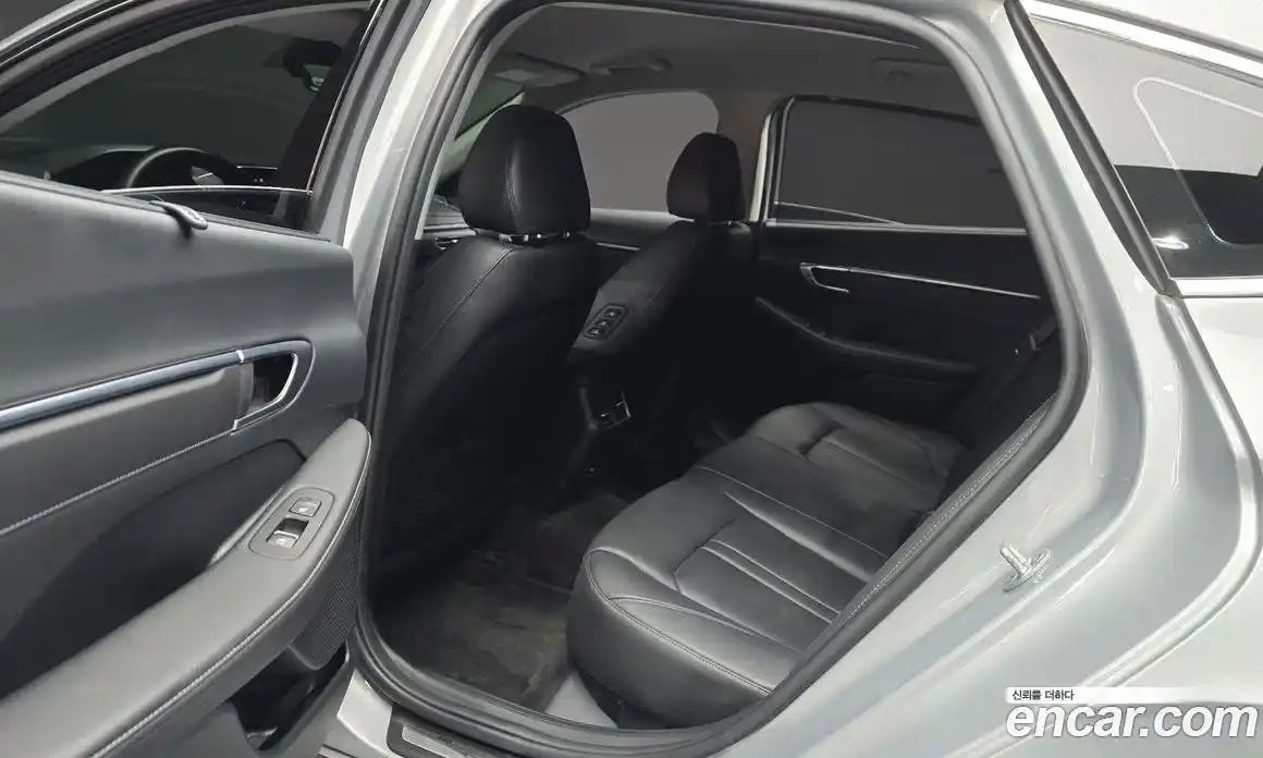 Hyundai Sonata 2022 1.6 Автомат в Москве № 854701, фото 12