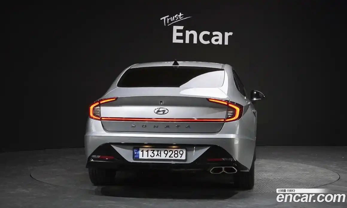 Hyundai Sonata 2022 1.6 Автомат в Москве № 854701, фото 4