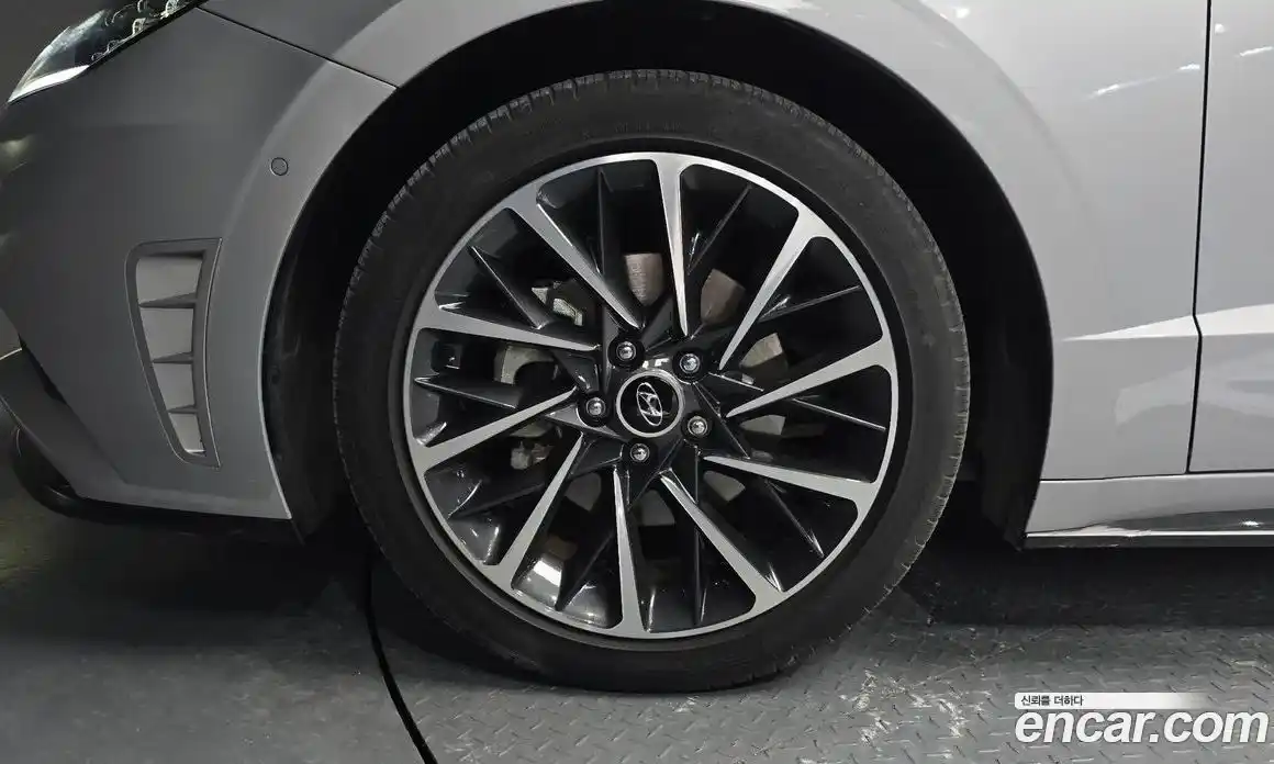 Hyundai Sonata 2022 1.6 Автомат в Москве № 854701, фото 5