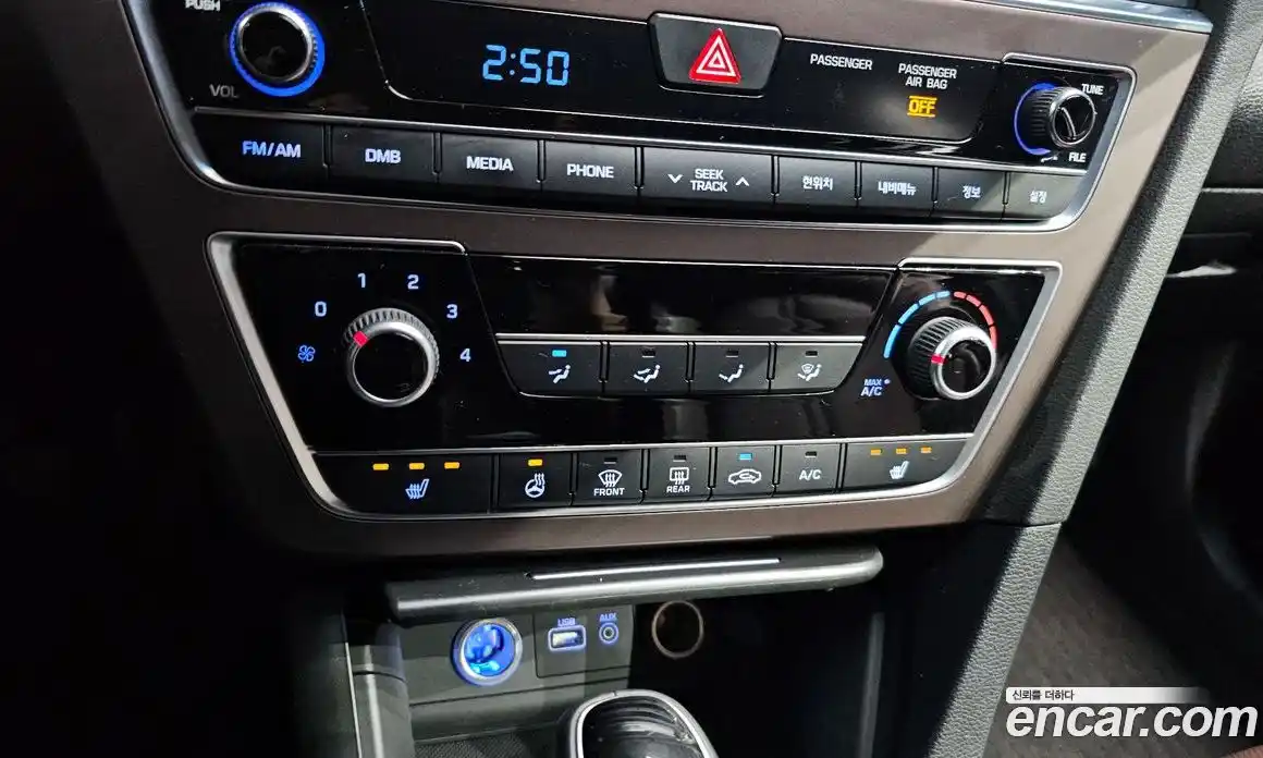 Hyundai Sonata 2016 2.0 гидро в Москве № 854703, фото 17