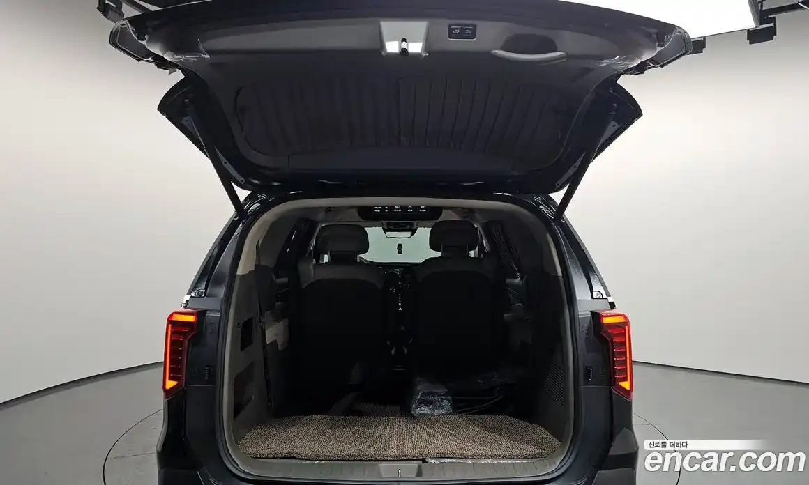 Kia Canival 2025 1.6 Автомат в Москве № 854750, фото 20