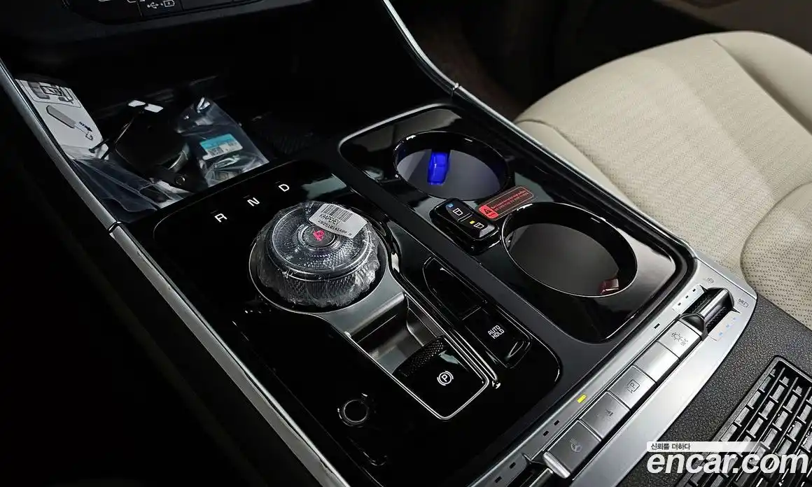 Kia Canival 2025 1.6 Автомат в Москве № 854750, фото 9