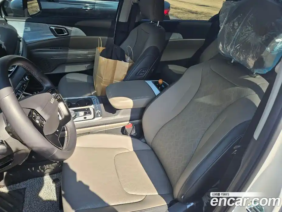 Kia Canival 2025 1.6 Автомат в Москве № 854772, фото 10