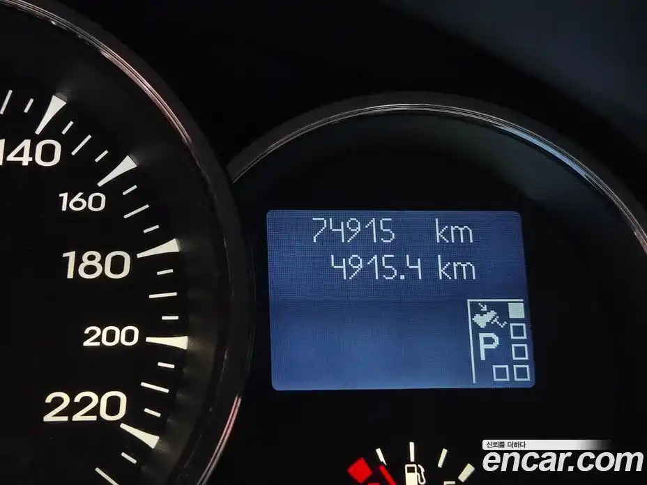 Renault SM3 2010 1.6 гидро в Москве № 854829, фото 12