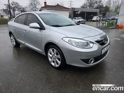 Renault SM3 2010 1.6 гидро в Москве № 854829, миниатюра 3