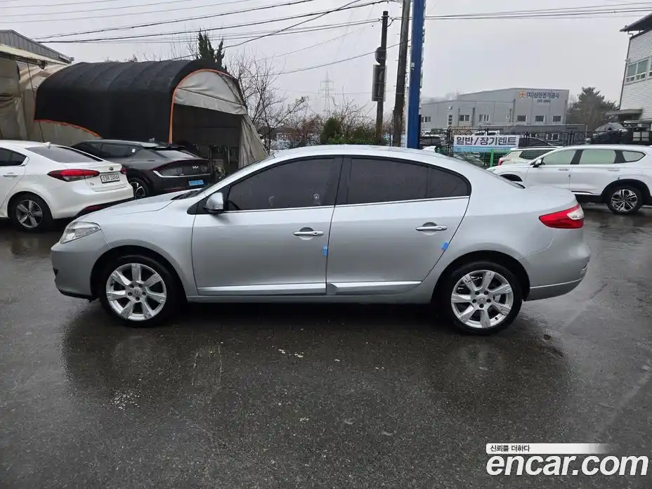 Renault SM3 2010 1.6 гидро в Москве № 854829, фото 8