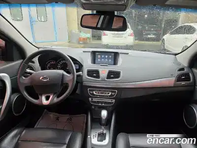 Renault SM3 2010 1.6 гидро в Москве № 854829, миниатюра 9