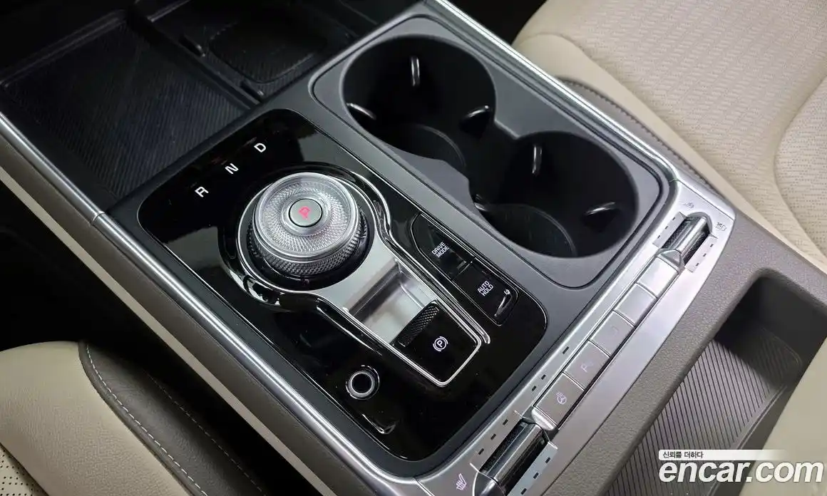 Kia Canival 2024 3.5 Автомат в Москве № 855004, фото 9