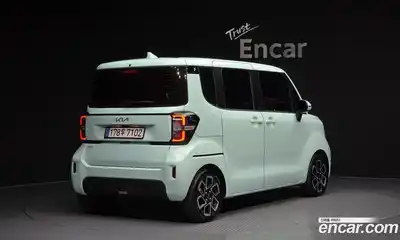 Kia Ray 2024 1.0 Автомат в Москве № 855036, миниатюра 2