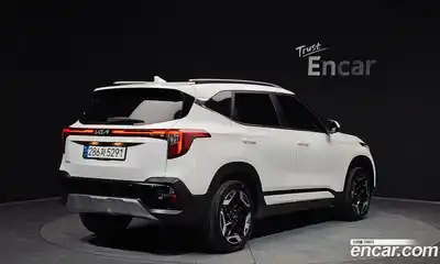 Kia Seltos 2022 1.6 Автомат в Москве № 855168, миниатюра 2