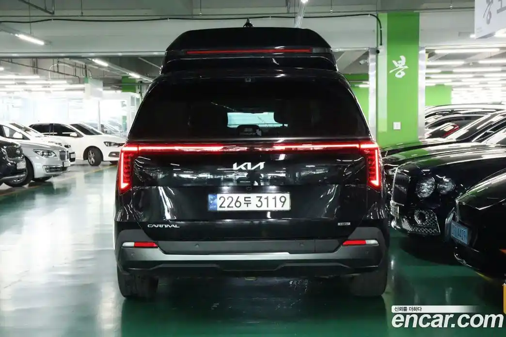 Kia Canival 2024 1.6 Автомат в Москве № 855192, фото 4