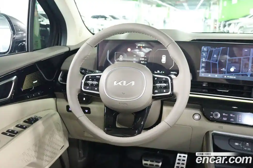 Kia Canival 2024 1.6 Автомат в Москве № 855192, фото 10