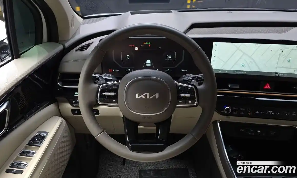 Kia Canival 2023 3.5 Автомат в Москве № 855198, фото 13