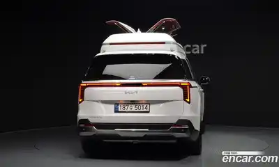 Kia Canival 2023 3.5 Автомат в Москве № 855198, миниатюра 4