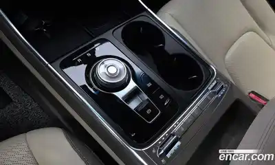 Kia Canival 2023 3.5 Автомат в Москве № 855198, миниатюра 9