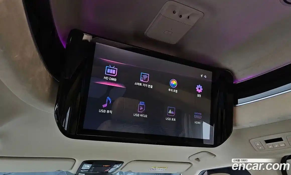 Kia Canival 2023 3.5 Автомат в Москве № 855219, фото 19