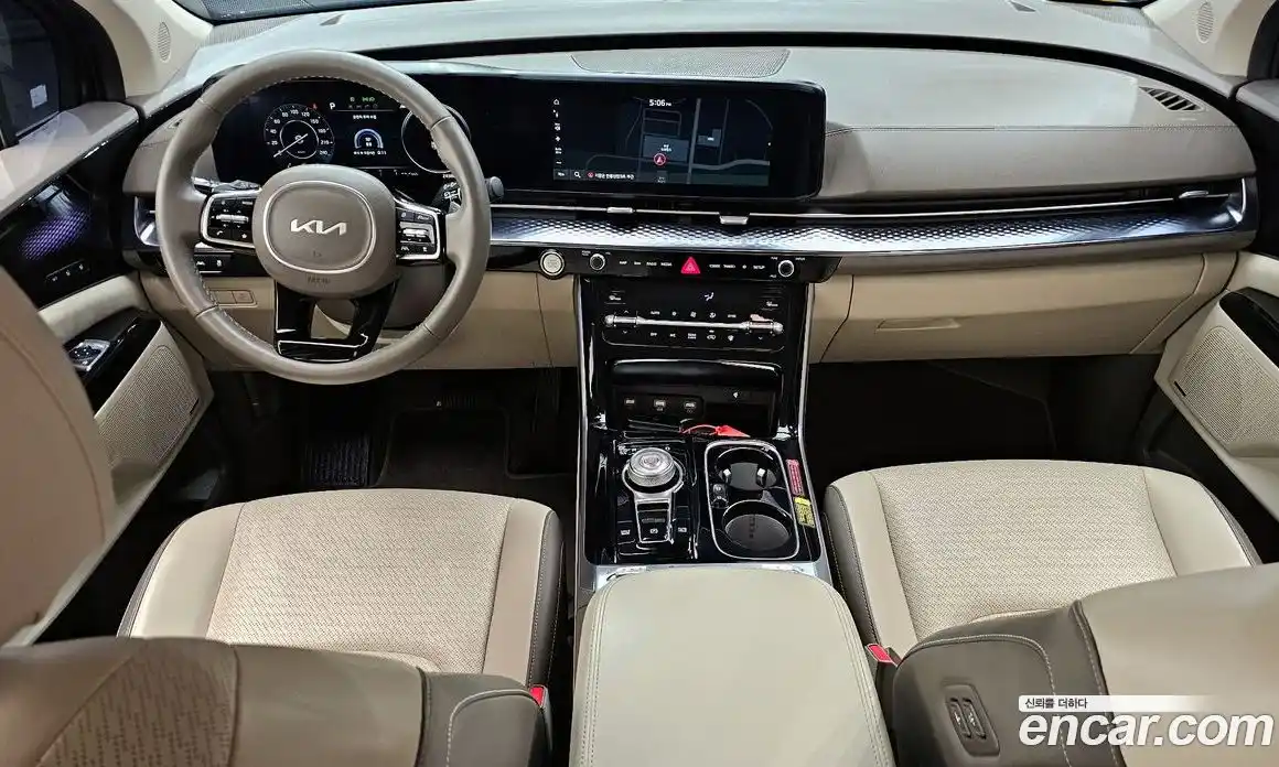 Kia Canival 2023 3.5 Автомат в Москве № 855219, фото 7