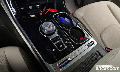 Kia Canival 2023 3.5 Автомат в Москве № 855219, миниатюра 9