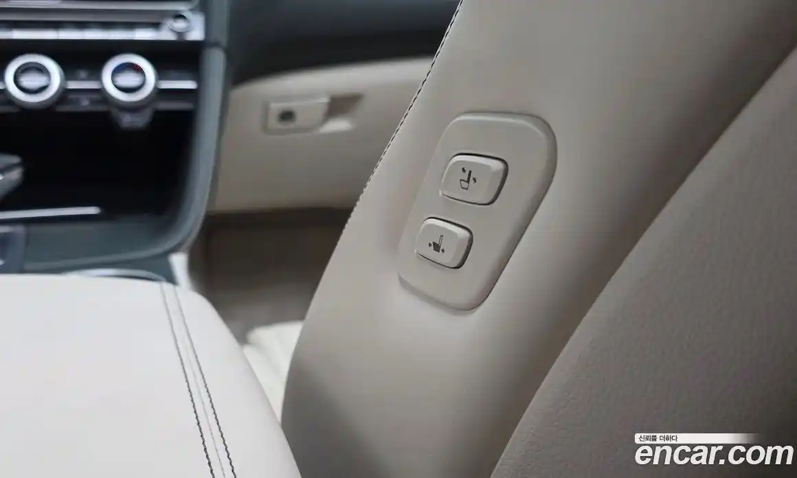 Genesis G70 2018 2.0 Классический в Москве № 856101, фото 18