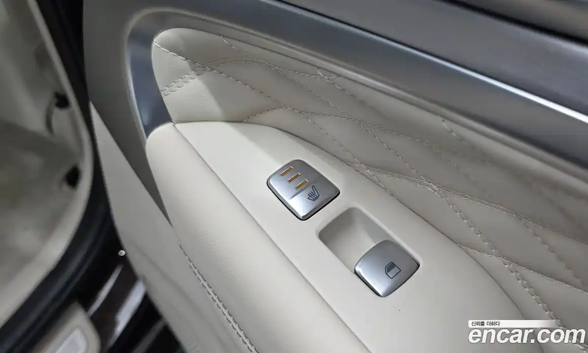 Genesis G70 2018 2.0 Классический в Москве № 856101, фото 19