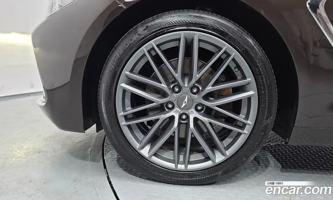 Genesis G70 2018 2.0 Классический в Москве № 856101, фото 5