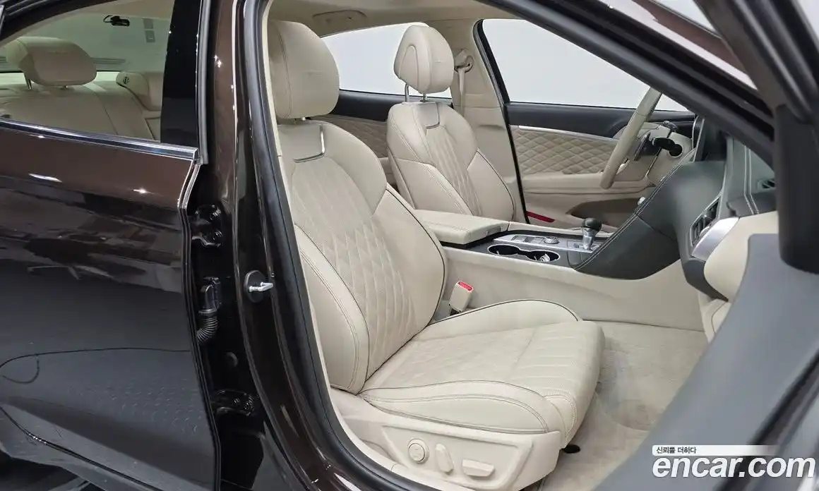 Genesis G70 2018 2.0 Классический в Москве № 856101, фото 10