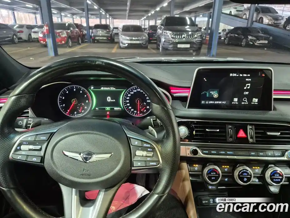 Genesis G70 2018 2.0 гидро в Москве № 856221, фото 19