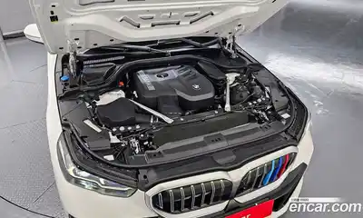 BMW 5-Series 2025 2.0 гидро в Москве № 856314, миниатюра 6