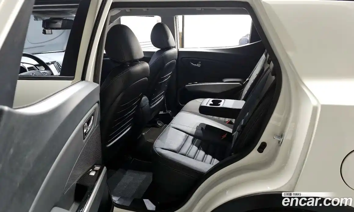 SsangYong TIBOLI 2015 1.6 Автомат в Москве № 856503, фото 11