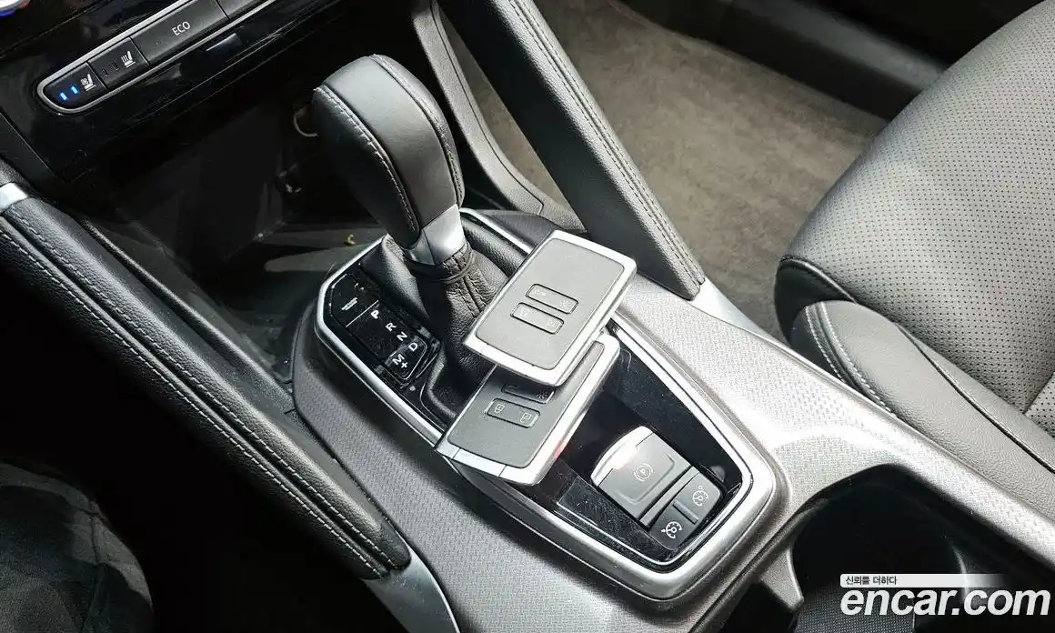 Renault QM6 2020 2.0 гидро в Москве № 856570, фото 9
