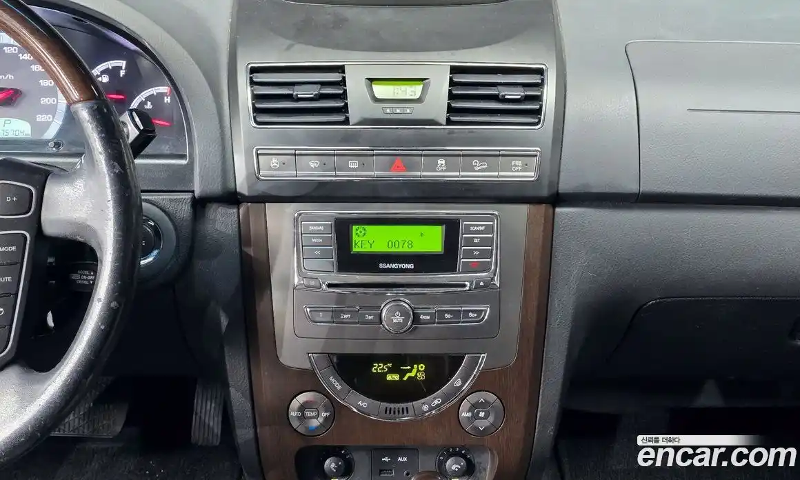 SsangYong Rexton 2014 2.0 гидро в Москве № 856694, фото 16