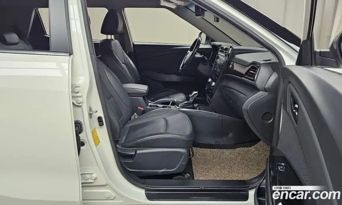 SsangYong TIBOLI 2020 1.5 Автомат в Москве № 856710, фото 11