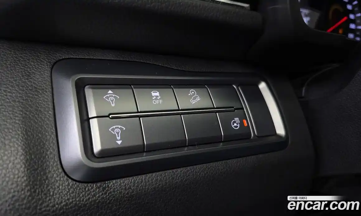 SsangYong TIBOLI 2019 1.5 Автомат в Москве № 856800, фото 14