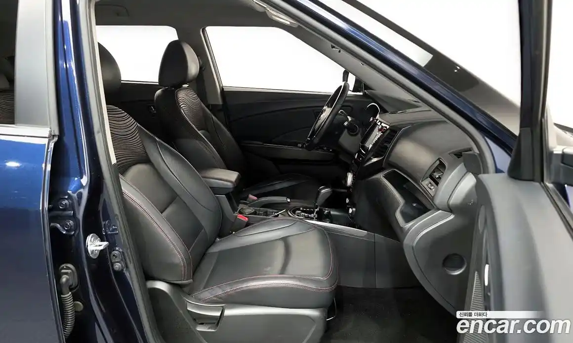 SsangYong TIBOLI 2018 1.6 Автомат в Москве № 856934, фото 11