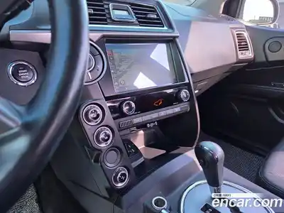 SsangYong Korando 2016 2.2 Автомат в Москве № 857015, миниатюра 7