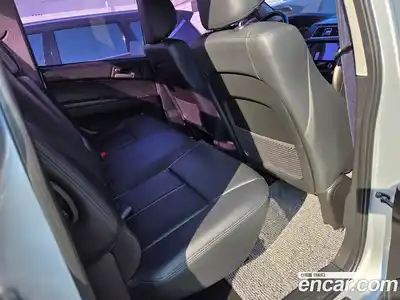 SsangYong Korando 2016 2.2 Автомат в Москве № 857015, миниатюра 10