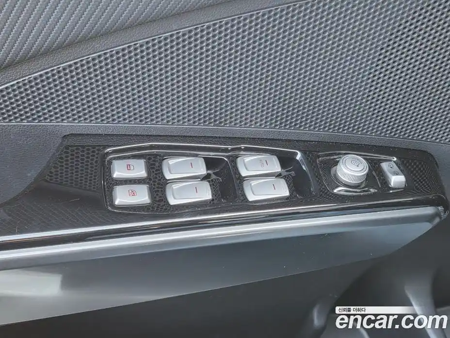 SsangYong TIBOLI 2016 1.6 Автомат в Москве № 857018, фото 13