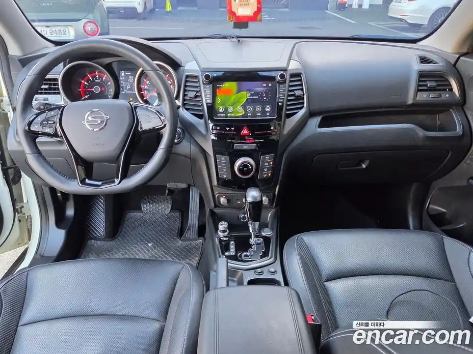 SsangYong TIBOLI 2016 1.6 Автомат в Москве № 857018, фото 14