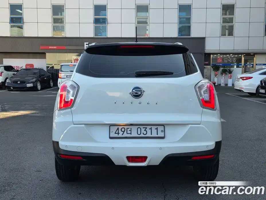 SsangYong TIBOLI 2016 1.6 Автомат в Москве № 857018, фото 5