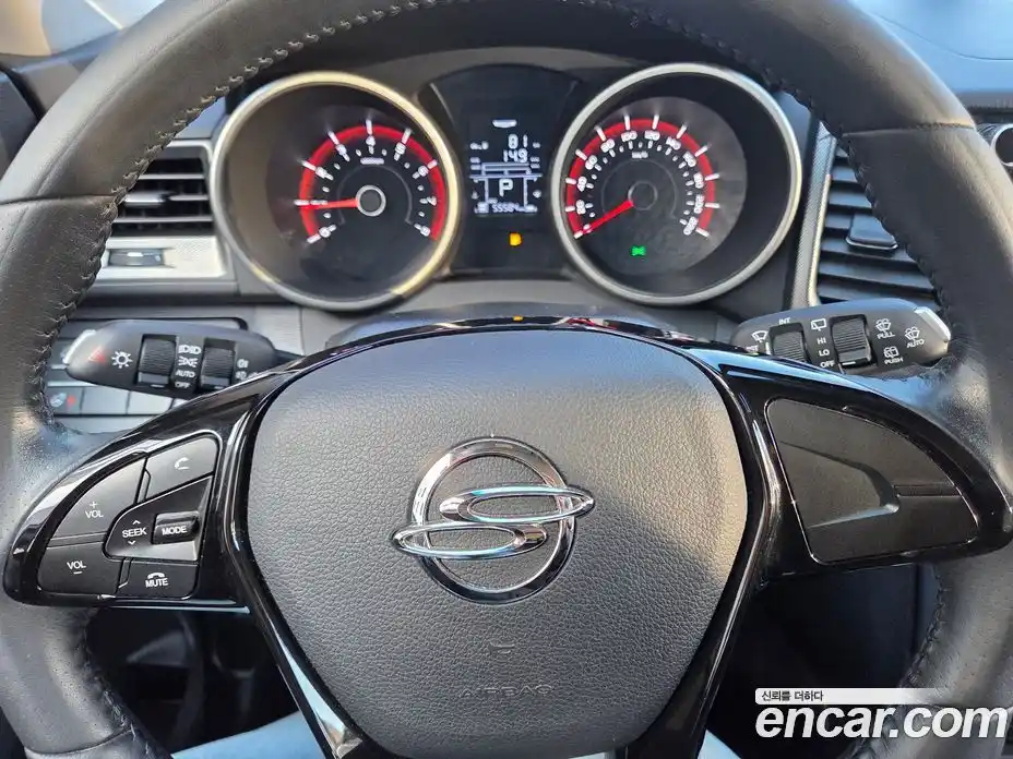 SsangYong TIBOLI 2016 1.6 Автомат в Москве № 857018, фото 8