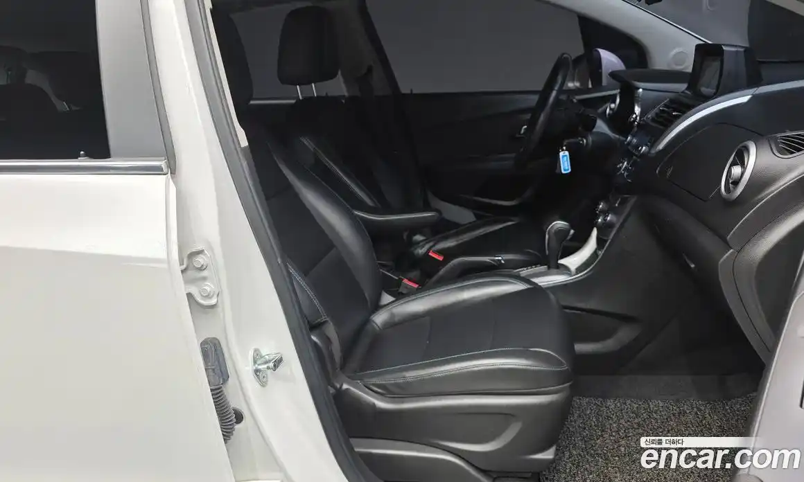 Chevrolet Trax 2016 1.4 Автомат в Москве № 857488, фото 11