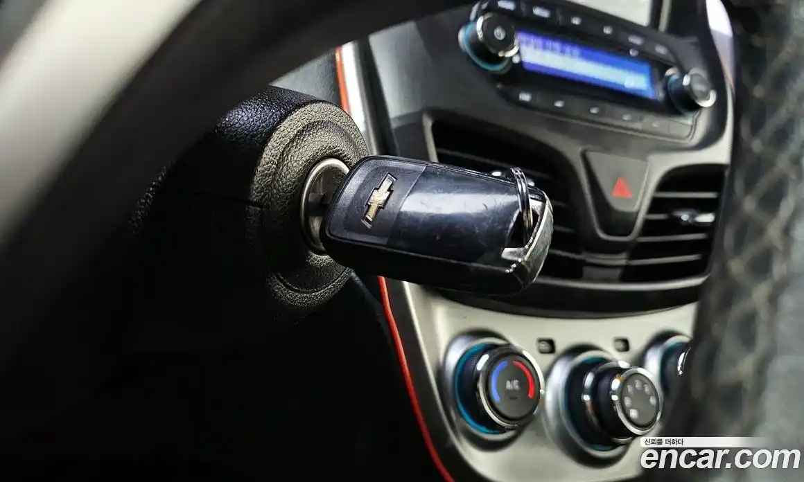 Chevrolet Spark 2016 1.0 Автомат в Москве № 857658, фото 19