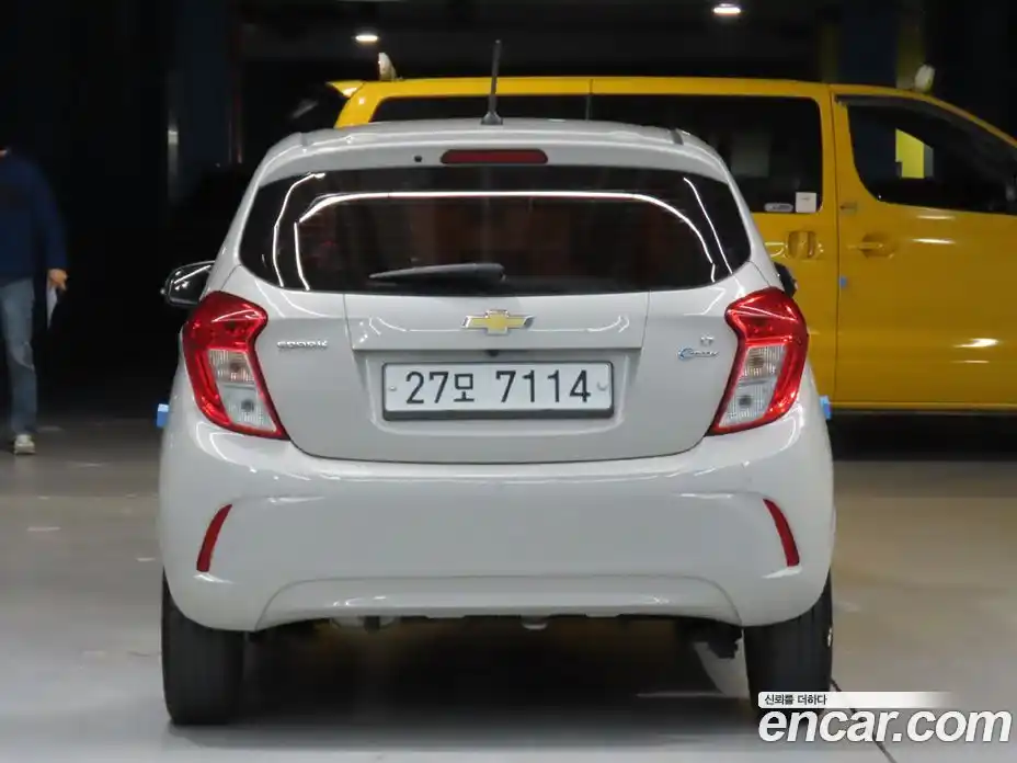 Chevrolet Spark 2017 1.0 Автомат в Москве № 857993, фото 4