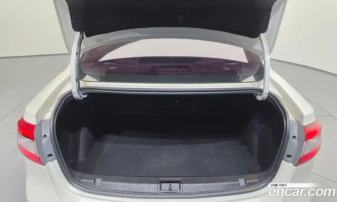 Renault SM3 2016 1.6 гидро в Москве № 885807, фото 20