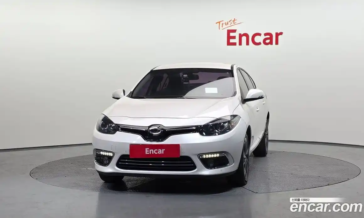 Renault SM3 2016 1.6 гидро в Москве № 885807, фото 3