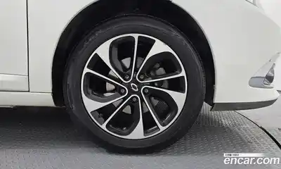 Renault SM3 2016 1.6 гидро в Москве № 885807, миниатюра 5