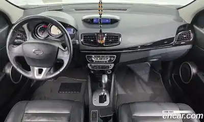 Renault SM3 2016 1.6 гидро в Москве № 885807, миниатюра 7