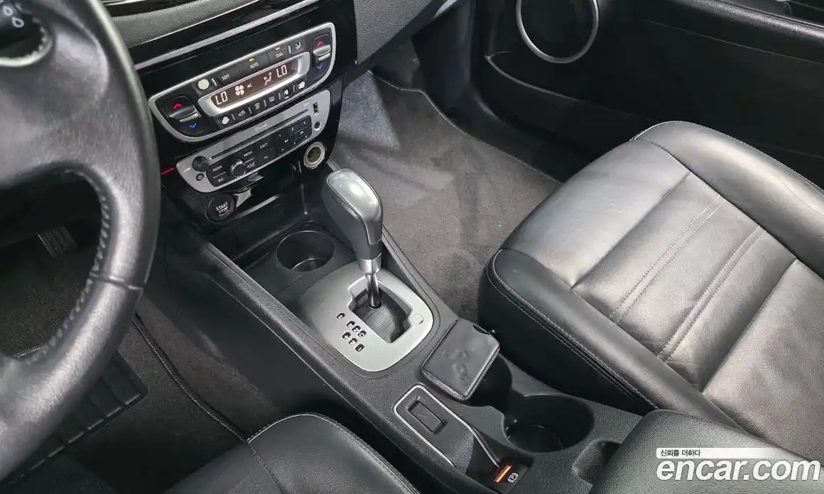 Renault SM3 2016 1.6 гидро в Москве № 885807, фото 9