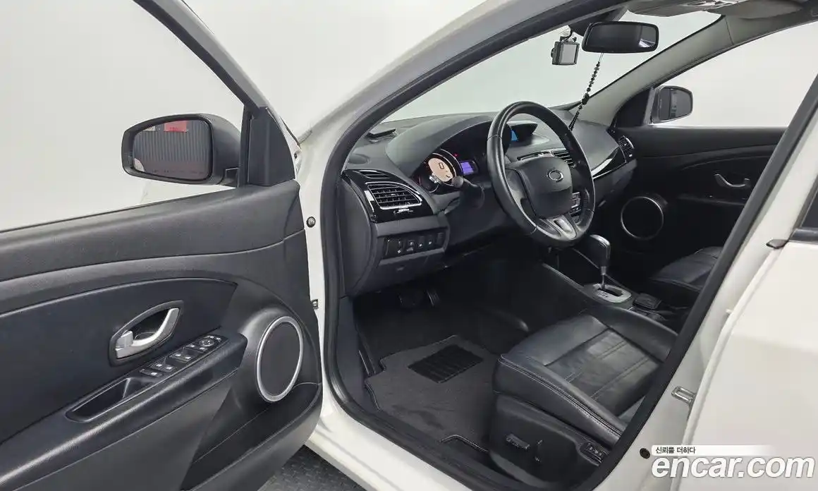 Renault SM3 2016 1.6 гидро в Москве № 885807, фото 10