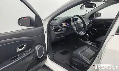 Renault SM3 2016 1.6 гидро в Москве № 885807, миниатюра 10